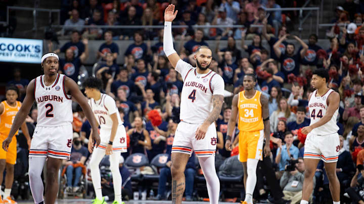 Auburn Tigers forward Johni Broome (4) pumps up the crowd as Auburn Tigers take on Tennessee Volunteers at Neville Arena in Auburn, Ala., on Saturday, Jan. 25, 2025. Auburn Tigers defeated Tennessee Volunteers 53-51.