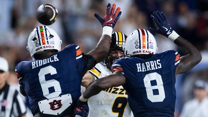 The Auburn defense was its best unit of 2025, and the linebackers played a vital role in that. Can they do it again in 2026? The Auburn defense was its best unit of 2025, and the linebackers played a vital role in that. Can they do it again in 2026?
