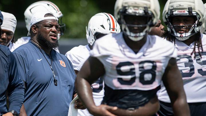 Auburn Tigers defensive tackles coach Vontrell King-Williams could be getting another 2027 commit in Marquis Evans this week. Auburn Tigers defensive tackles coach Vontrell King-Williams could be getting another 2027 commit in Marquis Evans this week.