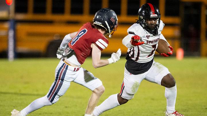Southside Selma's Cedrick Simmons (3) runs the ball at Montgomery Academy in Montgomery, Ala., on Friday, Nov. 15, 2024. Southside Selma leads Montgomery Academy 22-21 at halftime. Southside Selma's Cedrick Simmons (3) runs the ball at Montgomery Academy in Montgomery, Ala., on Friday, Nov. 15, 2024. Southside Selma leads Montgomery Academy 22-21 at halftime.