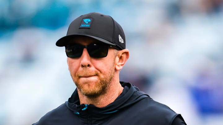 Jacksonville Jaguars head coach Liam Coen runs off the field before an NFL football AFC Wild Card playoff matchup, Sunday, Jan. 11, 2026, in Jacksonville, Fla. Bills lead 10-7 at the half over the Jaguars. [Doug Engle/Florida Times-Union]