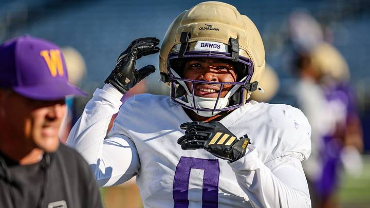 Buddah Al-Uqdah, back from a knee injury, is ready for the Apple Cup. Buddah Al-Uqdah, back from a knee injury, is ready for the Apple Cup.