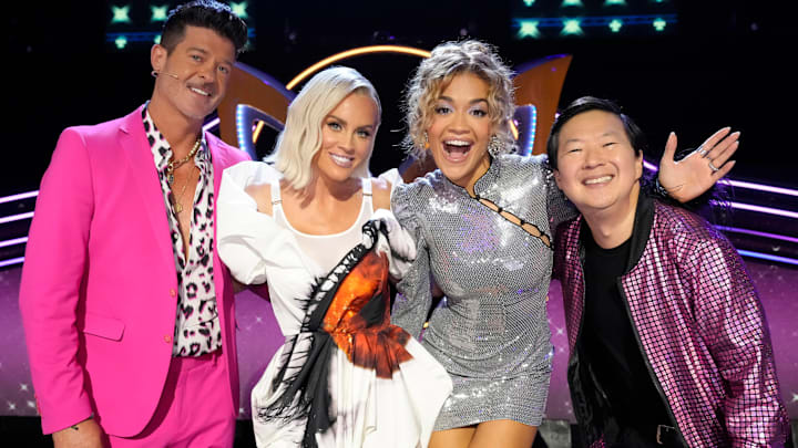 THE MASKED SINGER: L-R: Robin Thicke, Jenny McCarthy-Wahlberg, Rita Ora and Ken Jeong. THE MASKED SINGER premieres Wednesday, March 6 (8:00-9:02 PM ET/PT) on FOX. CR: Michael Becker / FOX. © 2024 FOX MEDIA LLC.