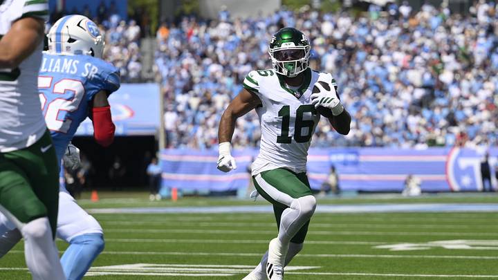 New York Jets tight end Kenyon Sadiq.