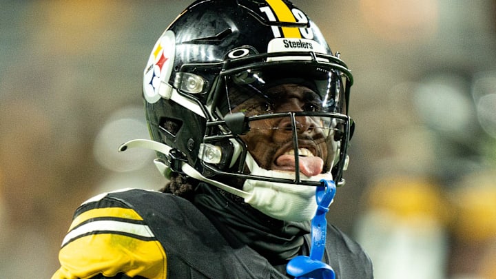 Pittsburgh Steelers wide receiver Diontae Johnson (18) celebrates a reception against the Tennessee Titans during the fourth quarter of their game at Acrisure Stadium in Pittsburgh, Penn., Thursday, Nov. 2, 2023.