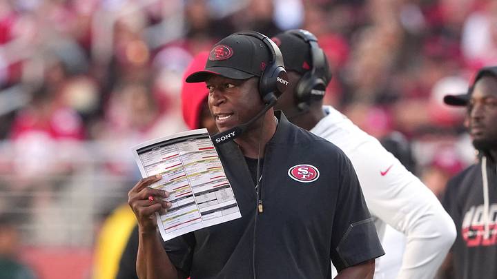 San Francisco 49ers defensive coordinator Raheem Morris San Francisco 49ers defensive coordinator Raheem Morris