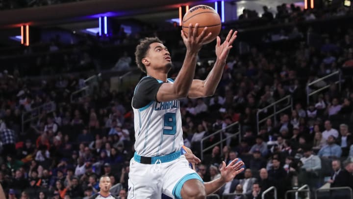 Charlotte Hornets guard Theo Maledon (9) goes up for a layup in the fourth quarter against the New York Knicks at Madison Square Garden. 