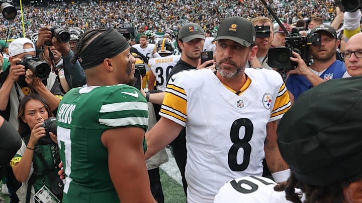 Sep 7, 2025; East Rutherford, New Jersey, USA; New York Jets quarterback Justin Fields (7) greets Pittsburgh Steelers quarterback Aaron Rodgers (8) after the game at MetLife Stadium. Mandatory Credit: Wendell Cruz-Imagn Images Sep 7, 2025; East Rutherford, New Jersey, USA; New York Jets quarterback Justin Fields (7) greets Pittsburgh Steelers quarterback Aaron Rodgers (8) after the game at MetLife Stadium. Mandatory Credit: Wendell Cruz-Imagn Images