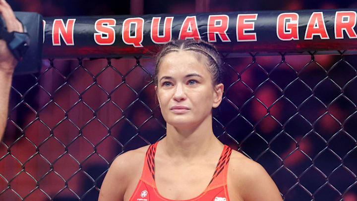 Nov 12, 2022; New York, NY, USA; Karolina  Kowalkiewicz (red gloves) and Silvana Gomez  Juarez (blue