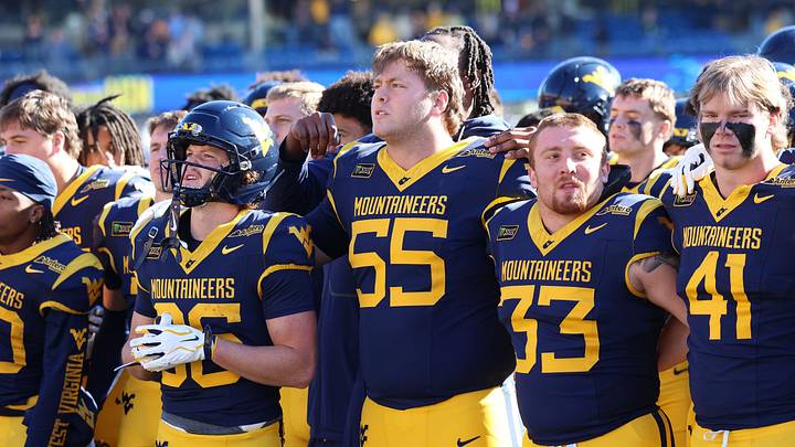 West Virginia University football sings 'Take Me Home, Country Roads' West Virginia University football sings 'Take Me Home, Country Roads'