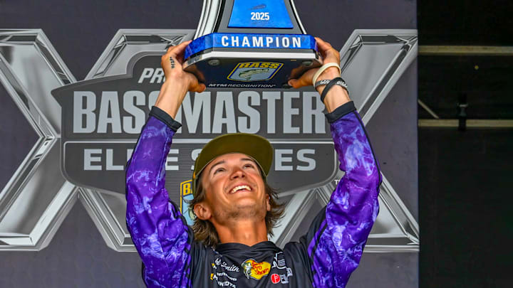 Bassmaster Elite rookie Tucker Smith claims victory at Lake Fork with 127 pounds, 8 ounces over four days, earning $100,000 and his first Century Club belt.