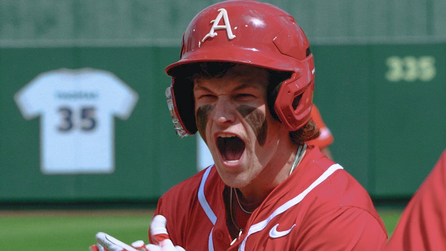 Auburn's Surge Ends Arkansas' Series Hopes for First Time Since 2017