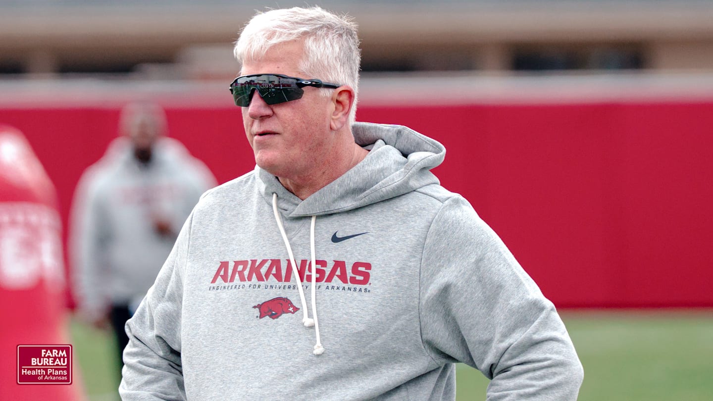 Three Things Roberts Said About Arkansas Razorbacks' Defense in Spring Practices