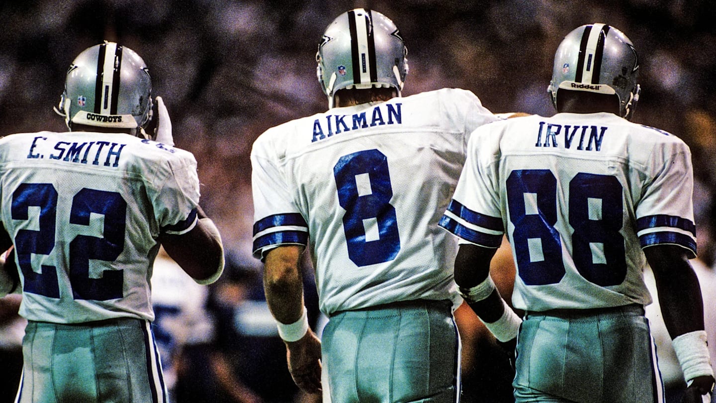 Dallas Cowboys Prepare Key Offensive Push Against Struggling Chicago Bears