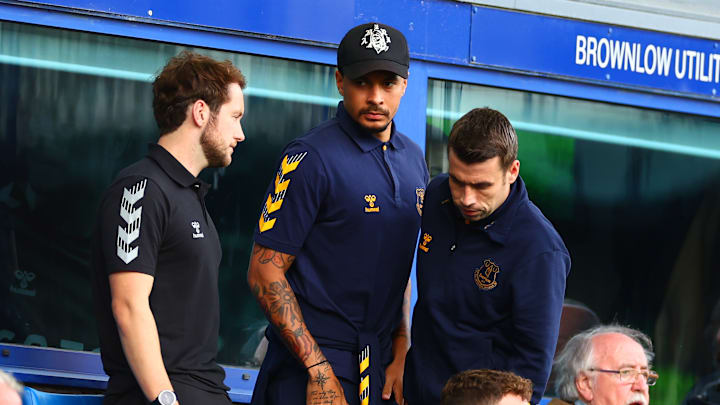 Everton FC v Fulham FC - Premier League