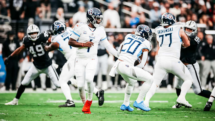 Tennessee Titans quarterback Cam Ward and running back Tony Pollard
