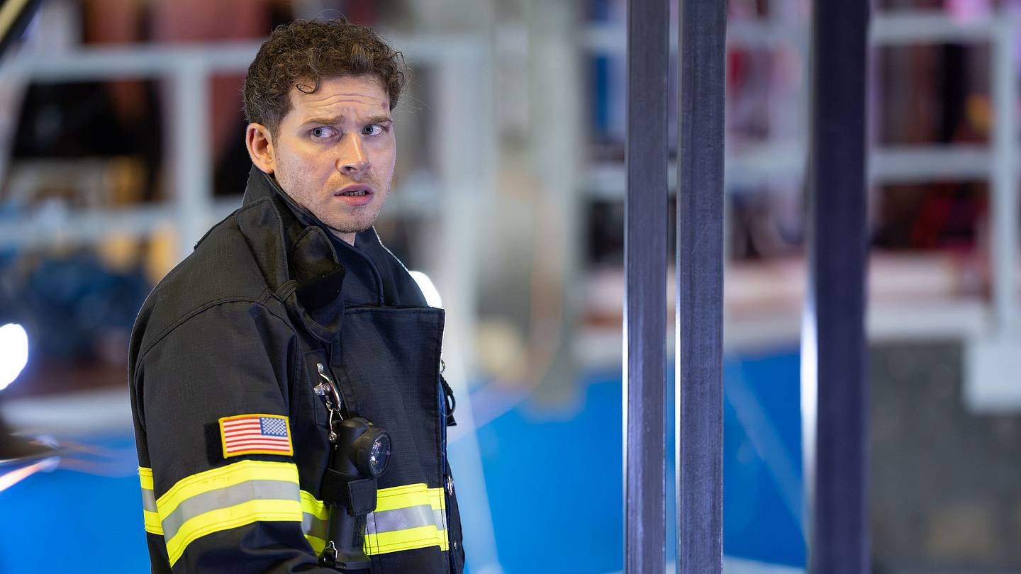 911's Evan Buckley is learning how to be a parent in season 10