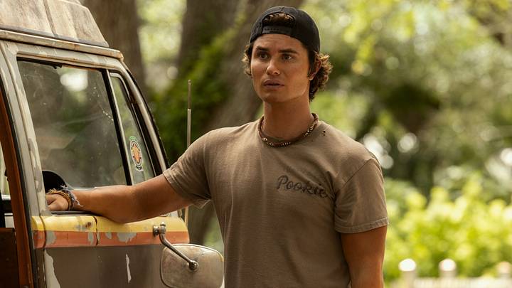 Outer Banks. Chase Stokes as John B in episode 504 of Outer Banks