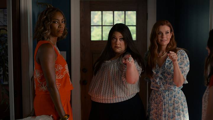 SWEET MAGNOLIAS. (L to R) Heather Headley as Helen Decatur, Brooke Elliott as Dana Sue Sullivan and JoAnna Garcia Swisher Maddie Townsend in episode 508 of SWEET MAGNOLIAS. SWEET MAGNOLIAS. (L to R) Heather Headley as Helen Decatur, Brooke Elliott as Dana Sue Sullivan and JoAnna Garcia Swisher Maddie Townsend in episode 508 of SWEET MAGNOLIAS.