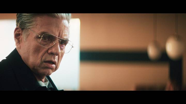 FX's The Bear -- "Mint" -- Season 5, Episode 3 -- Pictured: Oliver Platt as Uncle Jimmy. 