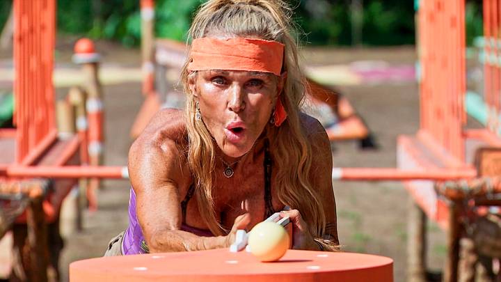 “Operation: Italy” – Castaways get the biggest reward of the season with surprise letters from home. Then, balance and dexterity are tested at a crucial immunity challenge to guarantee a spot in the final six, on SURVIVOR, Wednesday, December 4 (8:00-9:30 PM, ET/PT) on the CBS Television Network, and available to stream on Paramount+*. Jeff Probst serves as host and executive producer. Pictured: Sue Smey. Photo: CBS ©2024 CBS Broadcasting, Inc. All Rights Reserved. Highest quality screengrab