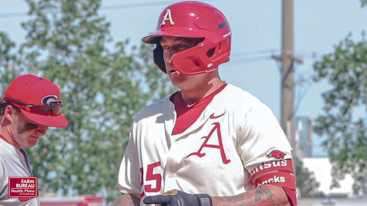 Arkansas Razorbacks Kuhio Aloy against Georgia.