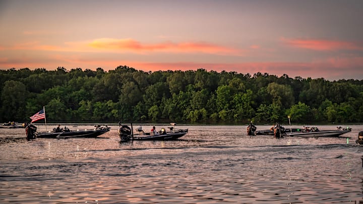 The iKon Boats Tailgate Tour launched with a dramatic Kentucky Lake tournament.