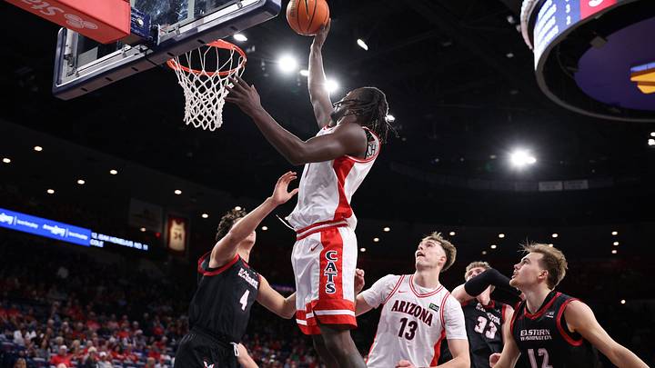 Arizona Wildcats guard Caleb Holt (3). Arizona Wildcats guard Caleb Holt (3).