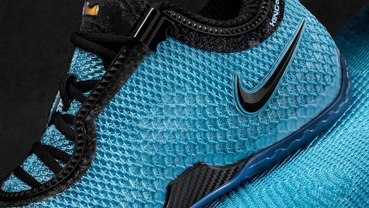 The Nike LeBron 24 "Stars" colorway. The Nike LeBron 24 "Stars" colorway.