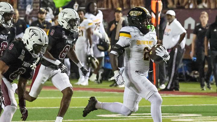 Southern Miss RB Robert Briggs (2) broke off a 44-yard rushing touchdown at Troy on Tuesday night.