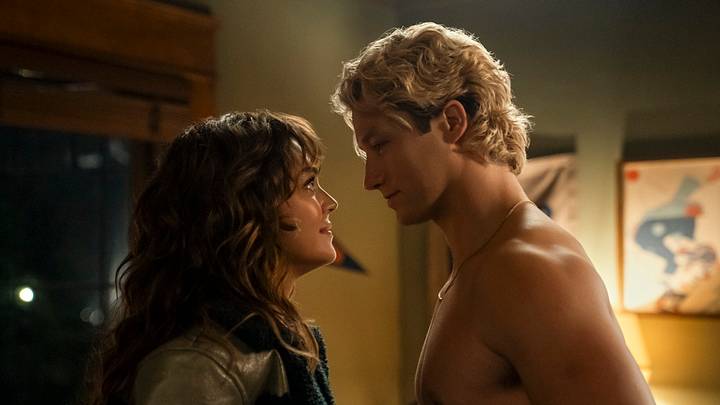 Allie Hayes (Mika Abdalla) and Dean Di Laurentis (Stephen Thomas Kalyn) in OFF CAMPUS SEASON 1