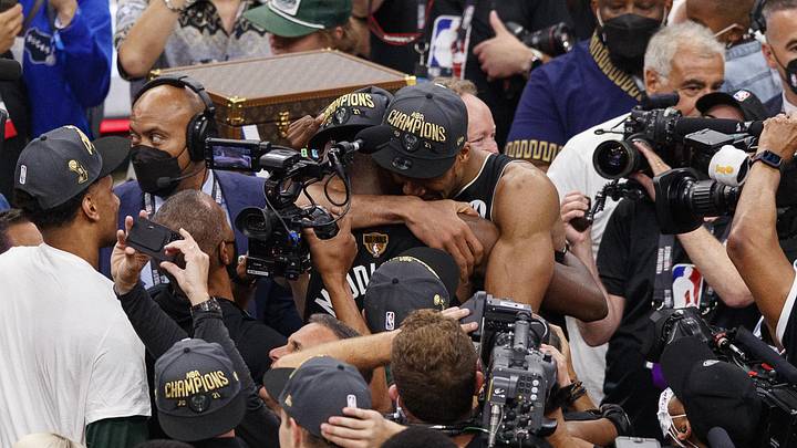 Jul 20, 2021; Milwaukee, Wisconsin, USA; Milwaukee Bucks forward Giannis Antetokounmpo (34) and forward Khris Middleton (22) celebrate after winning the NBA Championship following game six of the 2021 NBA Finals against the Phoenix Suns at Fiserv Forum. Mandatory Credit: Jeff Hanisch-Imagn Images Jul 20, 2021; Milwaukee, Wisconsin, USA; Milwaukee Bucks forward Giannis Antetokounmpo (34) and forward Khris Middleton (22) celebrate after winning the NBA Championship following game six of the 2021 NBA Finals against the Phoenix Suns at Fiserv Forum. Mandatory Credit: Jeff Hanisch-Imagn Images