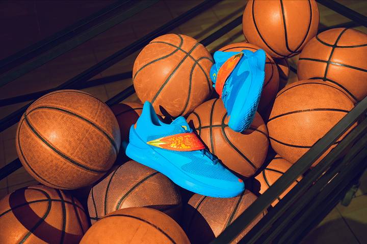 De'Aaron Fox's First Signature Sneaker Launches December 6