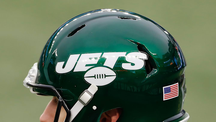 Jan 3, 2021; Foxborough, Massachusetts, USA; The New York Jets logo is seen on a helmet during the first half of their game against the New England Patriots at Gillette Stadium. Mandatory Credit: Winslow Townson-Imagn Images