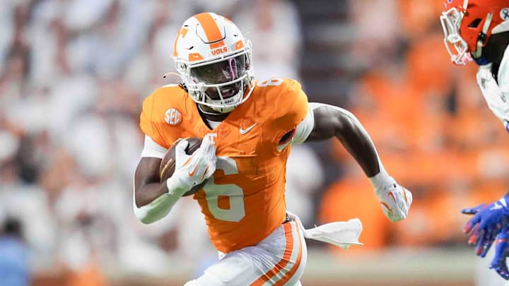 Tennessee vs. Kentucky football prediction Tennessee vs. Kentucky football prediction