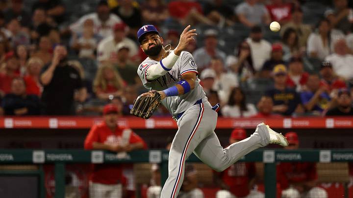 Aug 11, 2026; Anaheim, California, USA; Texas Rangers third baseman Ezequiel Duran (20) makes a throw to first getting Los Angeles Angels catcher Tyler Heineman (not pictured) out during the eighth inning at Angel Stadium. Mandatory Credit: Kiyoshi Mio-Imagn Images Aug 11, 2026; Anaheim, California, USA; Texas Rangers third baseman Ezequiel Duran (20) makes a throw to first getting Los Angeles Angels catcher Tyler Heineman (not pictured) out during the eighth inning at Angel Stadium. Mandatory Credit: Kiyoshi Mio-Imagn Images