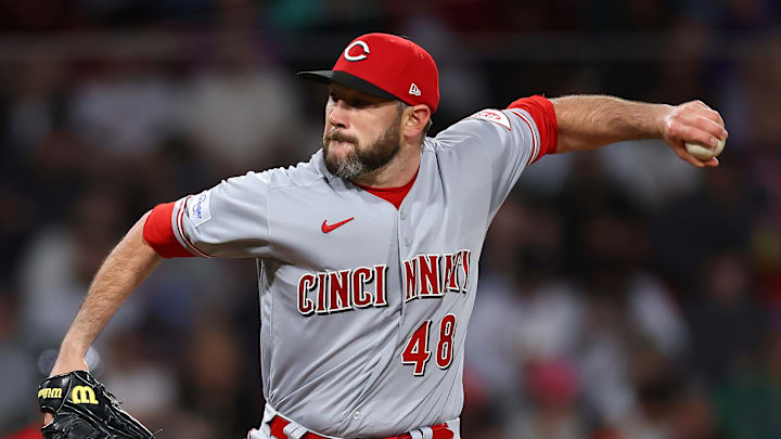Cincinnati Reds left-handed reliever Alex Young