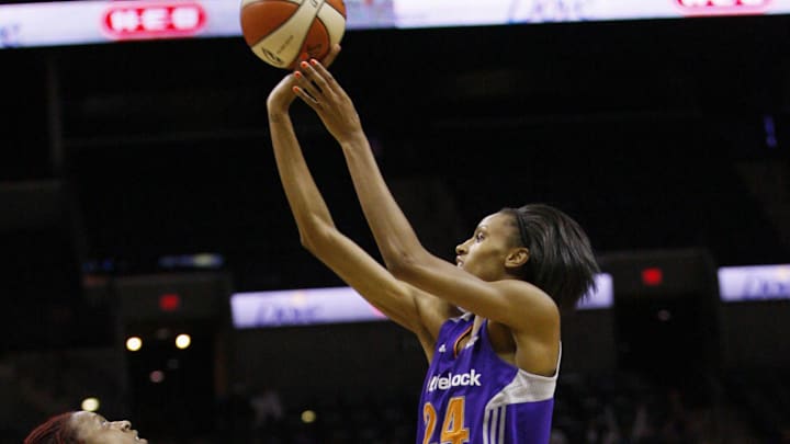 Jun 1, 2012; San Antonio, TX, USA; Phoenix Mercury guard DeWanna Bonner (24) shoots against the San Antonio Silver Stars during the second half at the AT&T Center. The Silver Stars won 85-66. Mandatory Credit: Soobum Im-Imagn Images