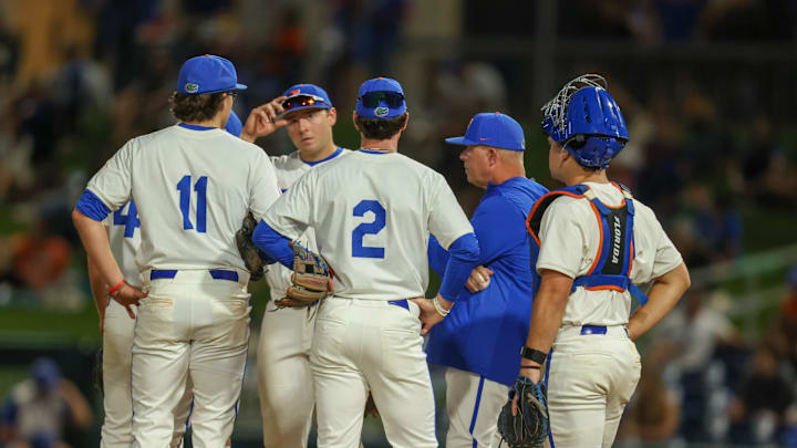 Florida head coach Kevin O'Sullivan  [Alan Youngblood/Gainesville Sun]
