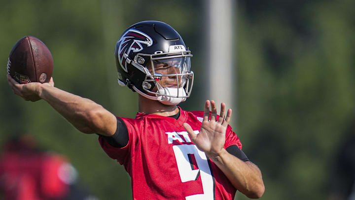Jul 28, 2023; Flowery Branch, GA, USA; Atlanta Falcons quarterback Desmond Ridder (9) passes during