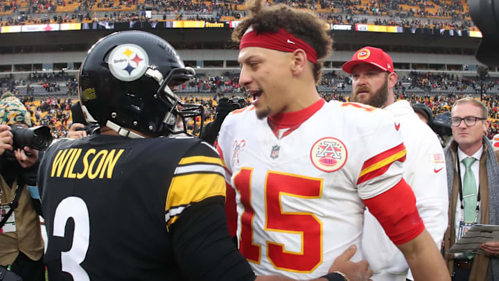Dec 25, 2024; Pittsburgh, Pennsylvania, USA; Pittsburgh Steelers quarterback Russell Wilson (3) and Kansas City Chiefs quarterback Patrick Mahomes (15) greet each other after their game at Acrisure Stadium. Mandatory Credit: Charles LeClaire-Imagn Images Dec 25, 2024; Pittsburgh, Pennsylvania, USA; Pittsburgh Steelers quarterback Russell Wilson (3) and Kansas City Chiefs quarterback Patrick Mahomes (15) greet each other after their game at Acrisure Stadium. Mandatory Credit: Charles LeClaire-Imagn Images