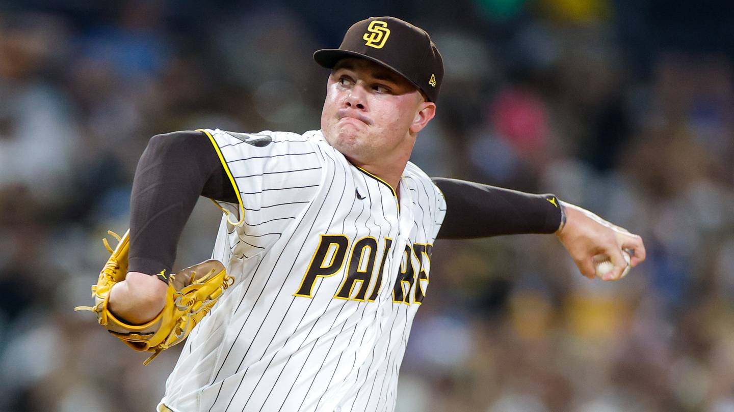 Cubs Rumors: Jed Hoyer targeting Padres, Mets relievers as injury insurance at trade deadline