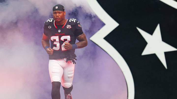 Bet on David Montgomery to go over his receiving yards total in Week 4 against the Cowboys.