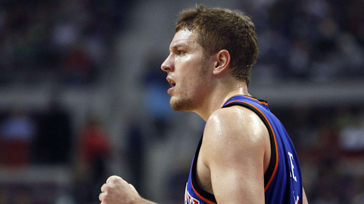 December 29, 2009; Auburn Hills, MI, USA; New York Knicks center David Lee (42) during the first quarter against the Detroit Pistons at the Palace of Auburn Hills.  The Knicks won 104-87.  Mandatory Credit: Leon Halip-Imagn Images