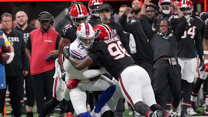 Atlanta Falcons defensive end Zach Harrison Atlanta Falcons defensive end Zach Harrison