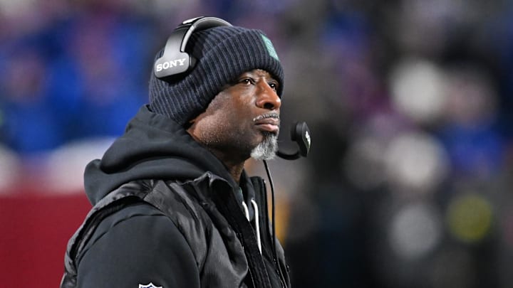 Jan 4, 2026; Orchard Park, New York, USA; New York Jets head coach Aaron Glenn looks on during the second half against the Buffalo Bills at Highmark Stadium. Mandatory Credit: Mark Konezny-Imagn Images Jan 4, 2026; Orchard Park, New York, USA; New York Jets head coach Aaron Glenn looks on during the second half against the Buffalo Bills at Highmark Stadium. Mandatory Credit: Mark Konezny-Imagn Images