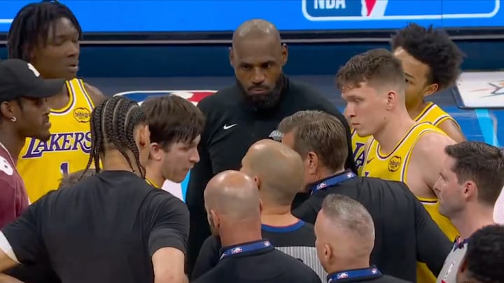LeBron James created an instant meme when he nodded along to Austin Reaves’s dispute with the officials.