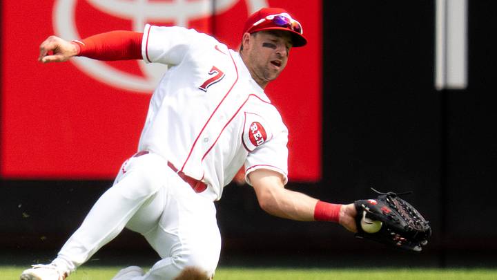 Cincinnati Reds central fielder Spencer Steer (7) catches a fly ball in the ninth inning between the Chicago Cubs and Cincinnati Reds at Great American Ball Park in Cincinnati on Sunday, July 12, 2026.