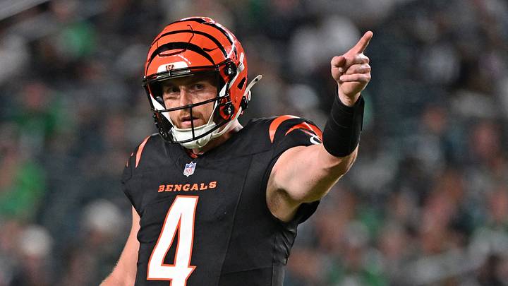 Aug 28, 2026; Philadelphia, Pennsylvania, USA; Cincinnati Bengals quarterback Sean Clifford (4) reacts after a first down against the Philadelphia Eagles during the second half at Lincoln Financial Field. Mandatory Credit: Eric Hartline-Imagn Images Aug 28, 2026; Philadelphia, Pennsylvania, USA; Cincinnati Bengals quarterback Sean Clifford (4) reacts after a first down against the Philadelphia Eagles during the second half at Lincoln Financial Field. Mandatory Credit: Eric Hartline-Imagn Images