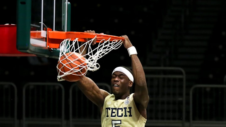 Dallas Mavericks, Moses Wright